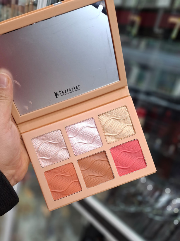 پالت رژگونه هایلایترکرکتر