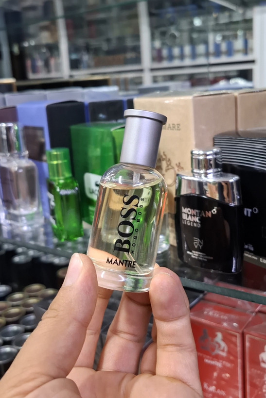 ادکلن هوگوبوس