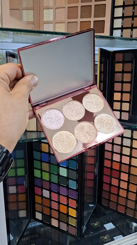 پالت هایلایتر فیوچرمیکاپ