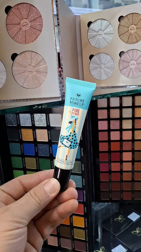 پرایمرمنافذفیوچرمیکاپ