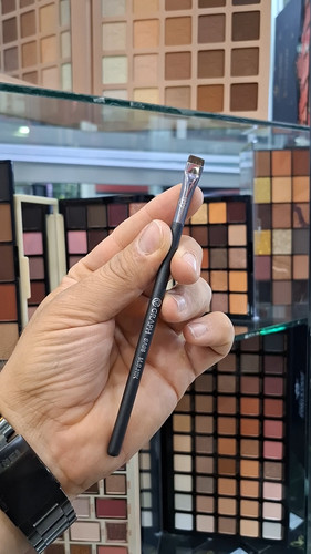 براش کات کریس گراف