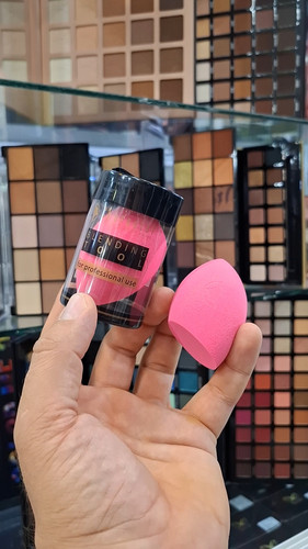 بیوتی بلندر کرکتر